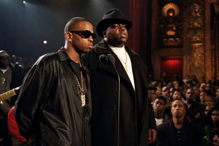 OutKast onstage at the 1995 Source Awards after their booed acceptance speech