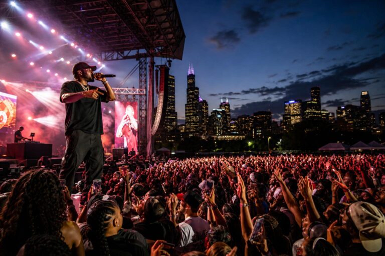 Ken Carson tour kickoff concert atmosphere in Chicago at Northerly Island